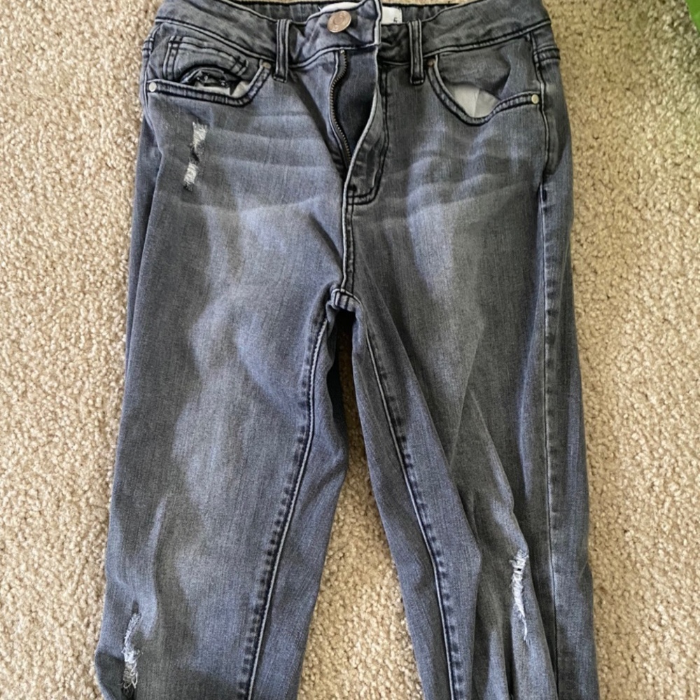 grey jeans